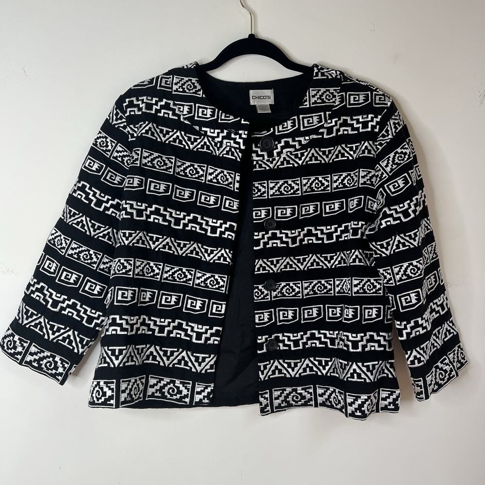 Chicos Jacket Womens Size 1 Lined Embroidered 3/4 Sleeve Formal Black White